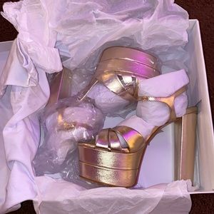 SCHUTZ Metallic Gold Platform Heels Size 6.5